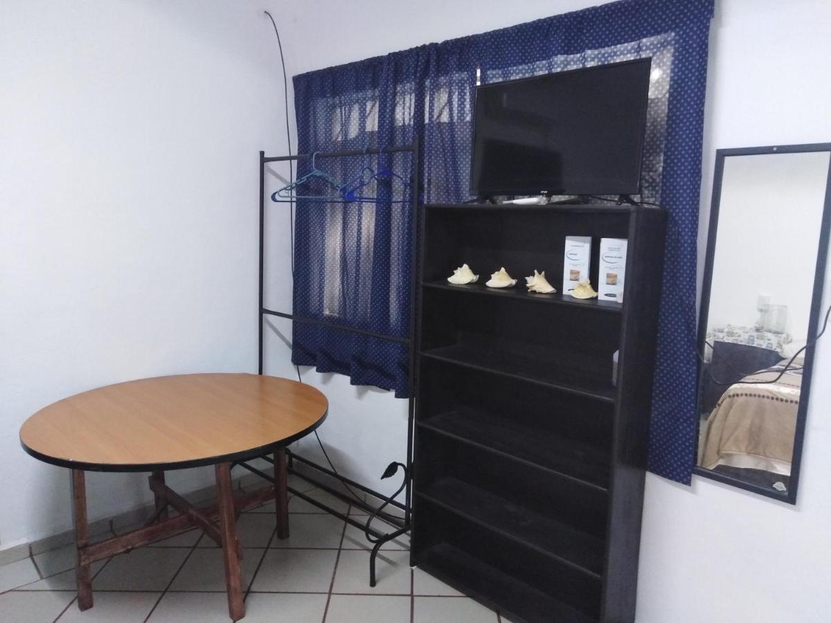 Habitaciones-Comodas-Aire-Wifi-Tv-Cerca De Playa-!!Excelente Precio II Манзанило Екстериор снимка
