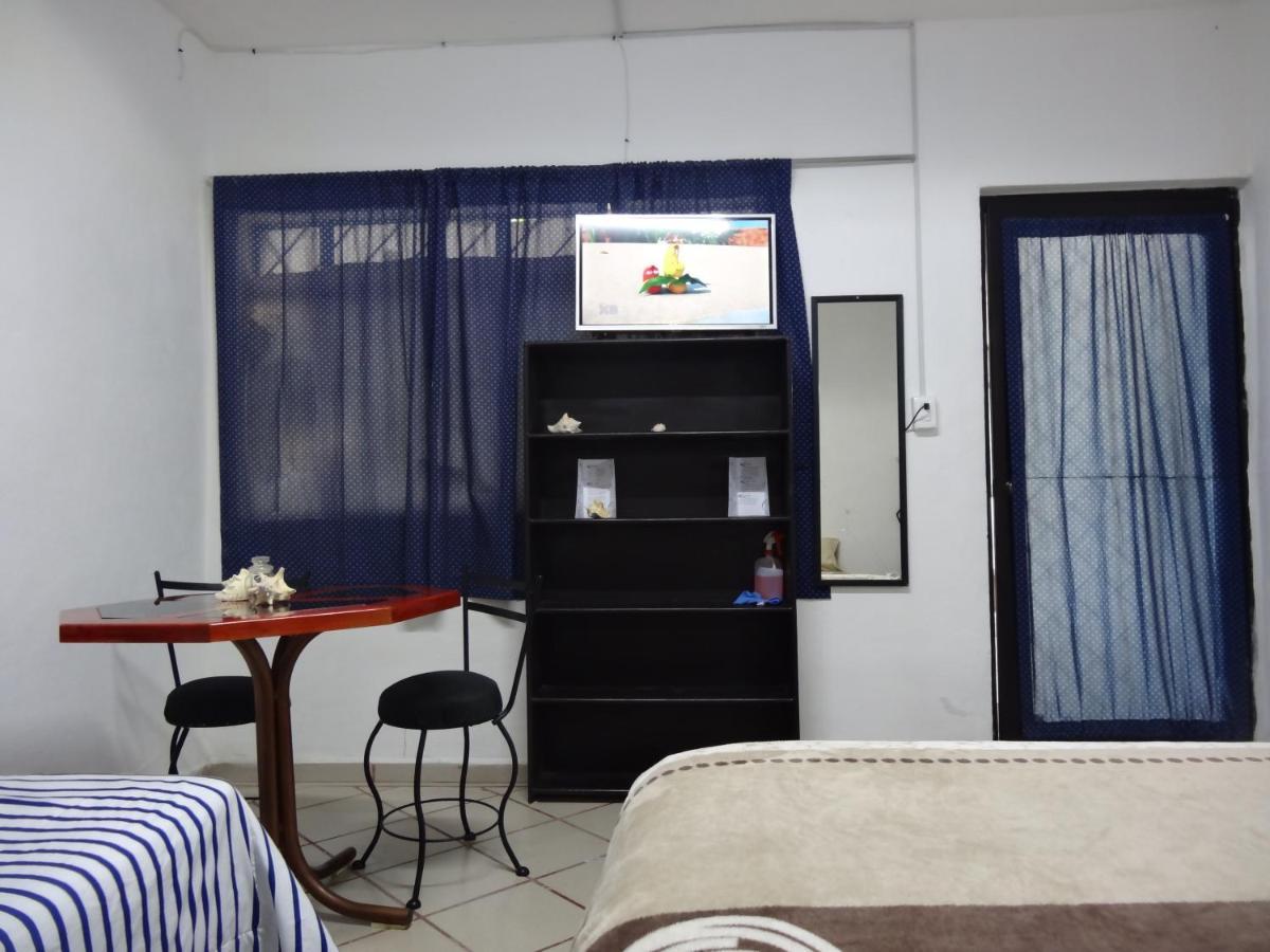 Habitaciones-Comodas-Aire-Wifi-Tv-Cerca De Playa-!!Excelente Precio II Манзанило Екстериор снимка