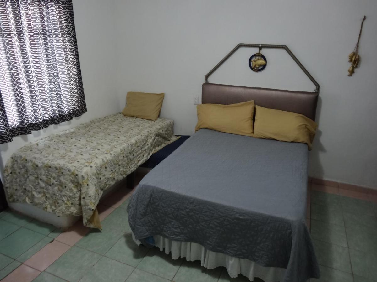 Habitaciones-Comodas-Aire-Wifi-Tv-Cerca De Playa-!!Excelente Precio II Манзанило Екстериор снимка